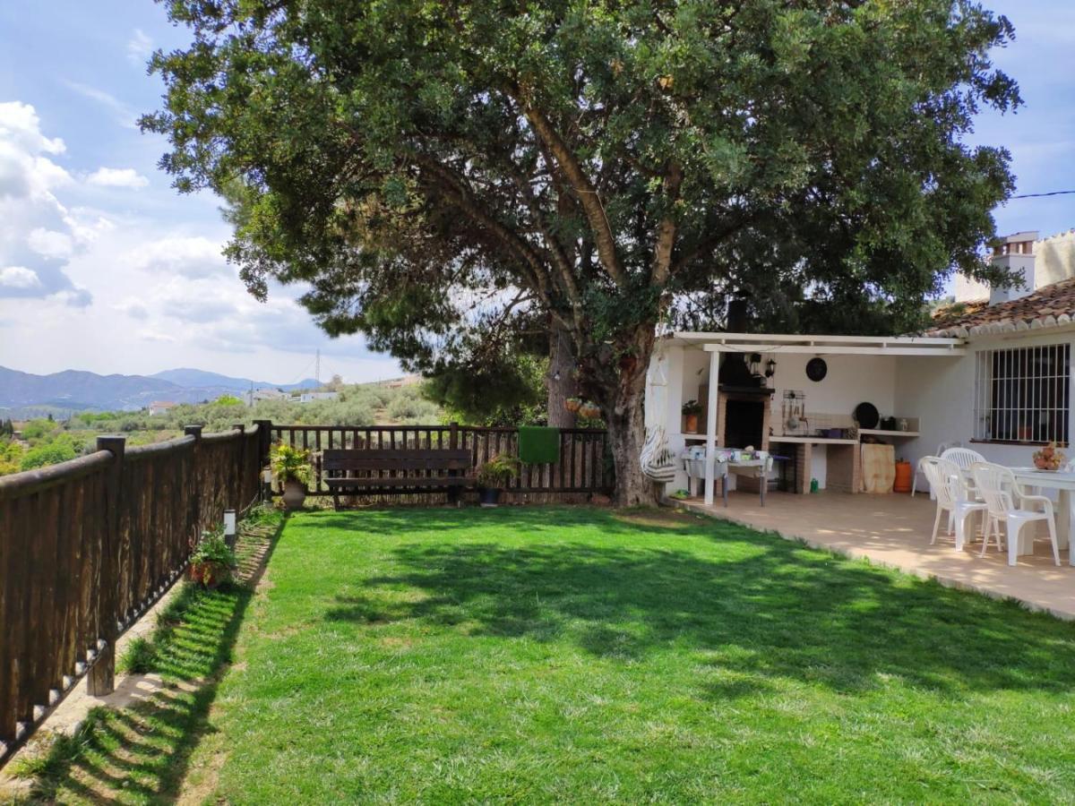 Casa Molina Villa Alcaucín Exterior foto